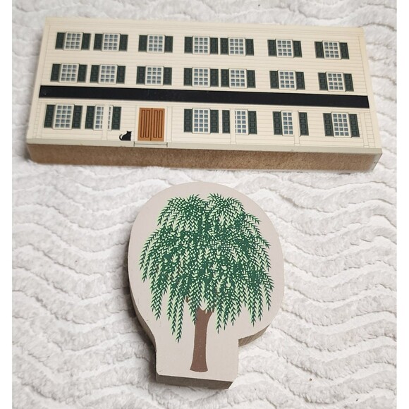 VINTAGE The Cat’s Meow '94 Twin Linden INN & Willow TREE Lot of 2 by Faline - Picture 1 of 4